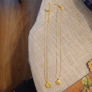 Madwell gold necklace set